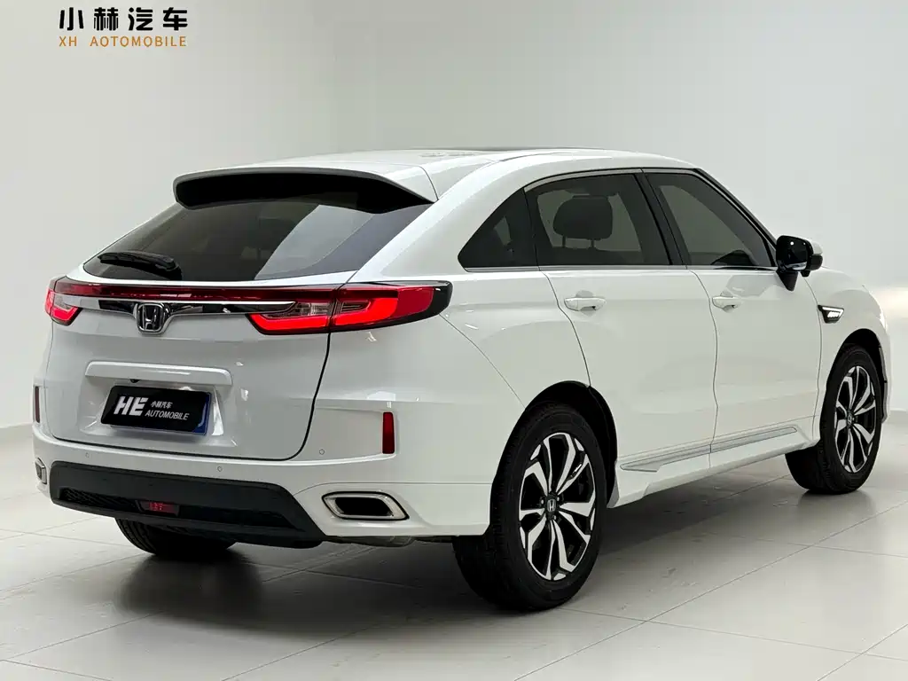 Honda UR-V 240 TURBO 2 WD Luxury CN-V