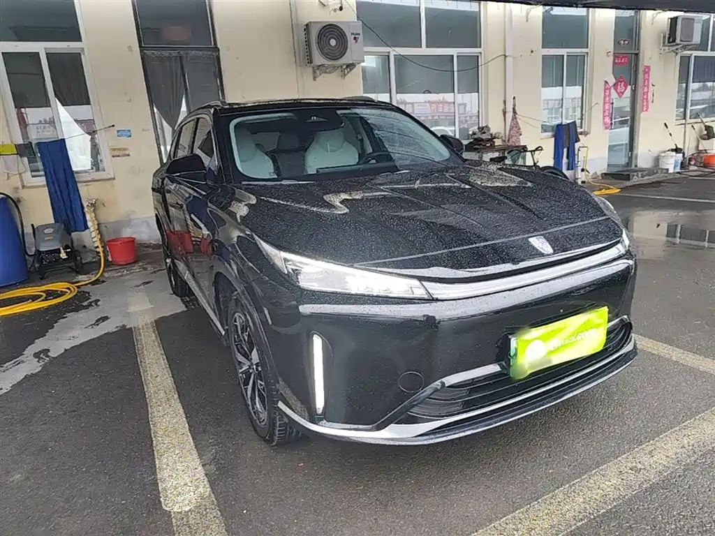 Roewe D5 X DMH 荣威D5 X DMH 2024款 135科技版