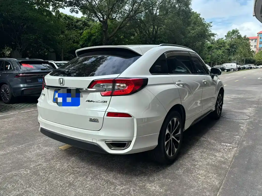 Avancier 240 TURBO 2 WD Elite