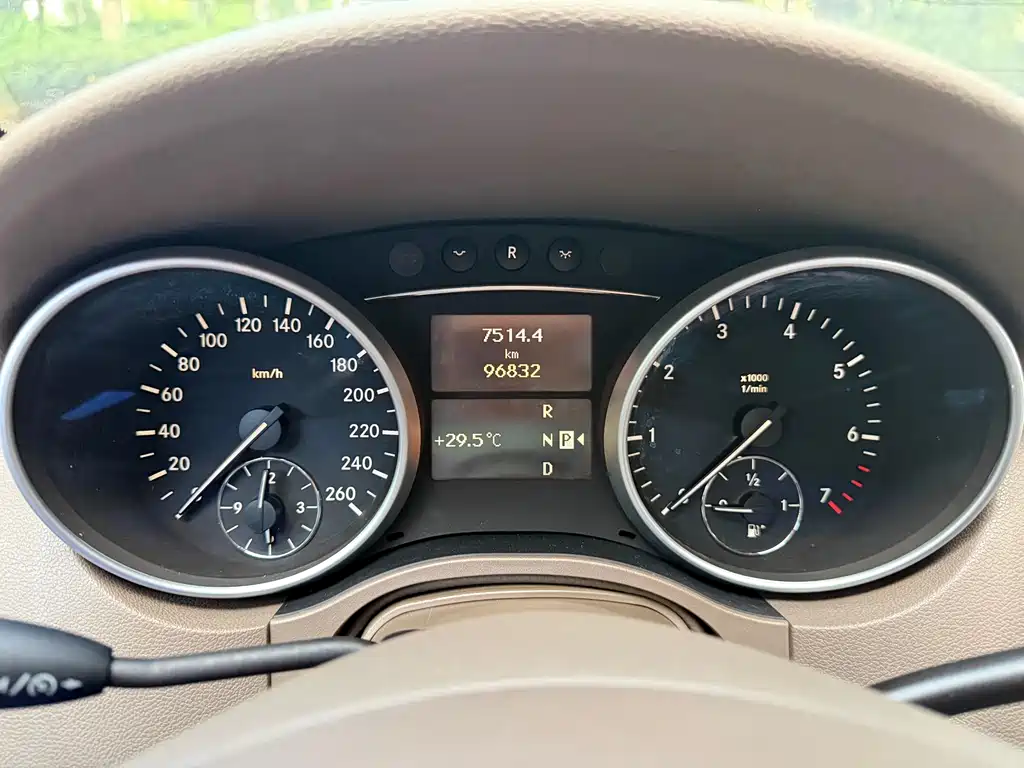 Mercedes-Benz M-Class ML 350 4 MATIC Luxury