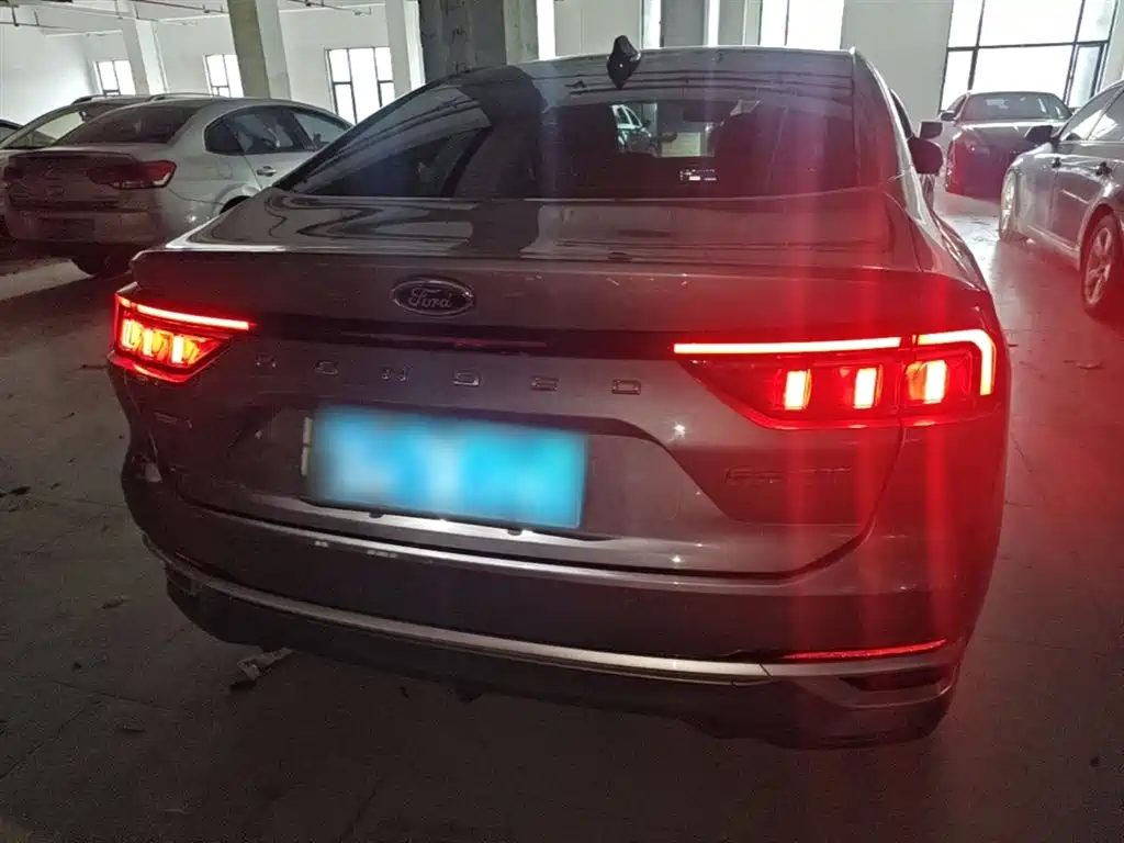 Mondeo Facelift EcoBoost 245 Luxury