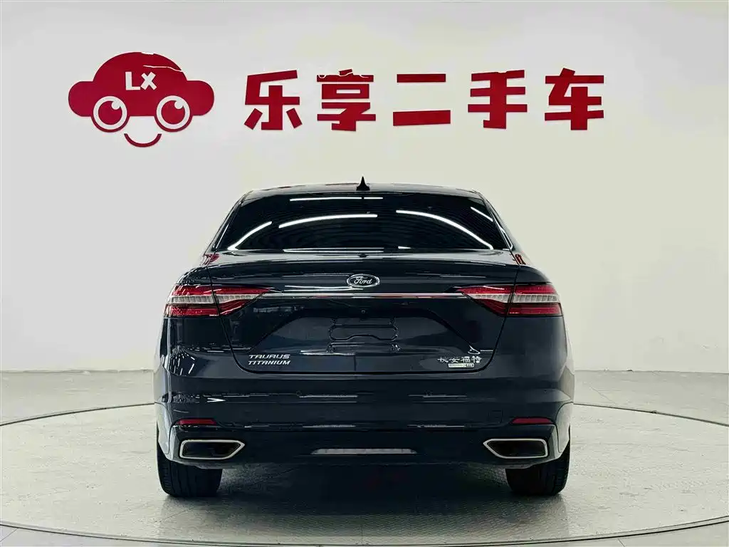 Taurus EcoBoost 245 Premium