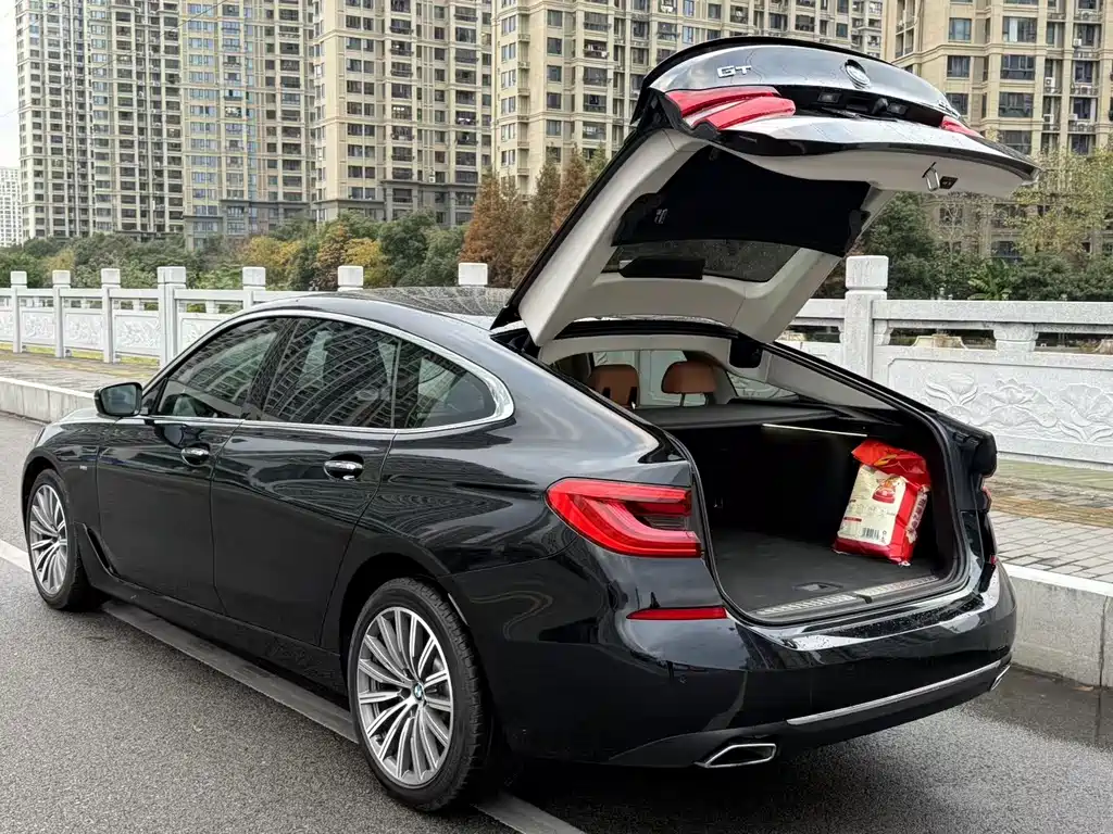 BMW 6 Series GT 630 i M Sport Package