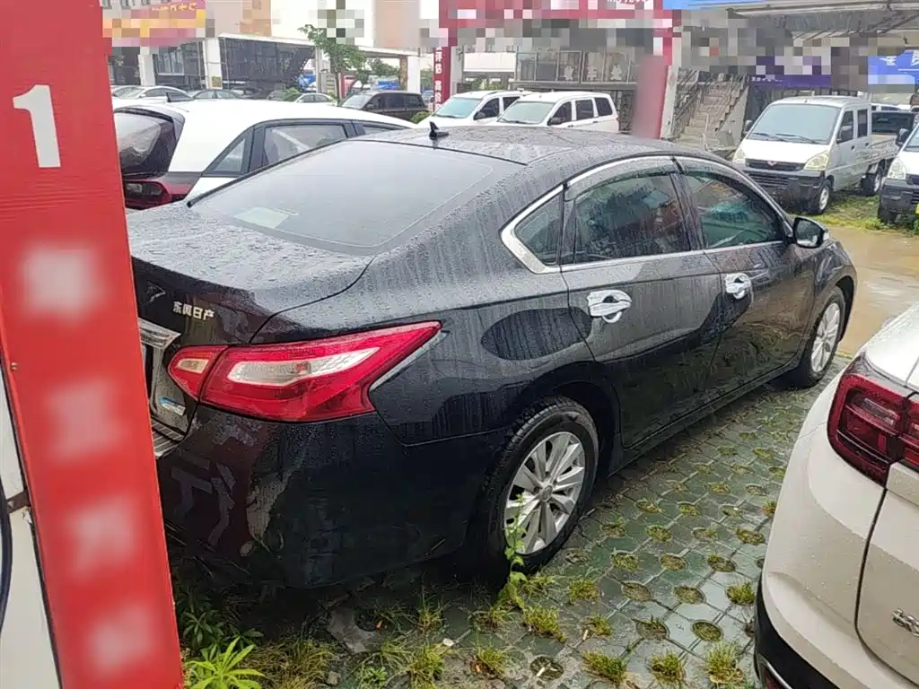 Teana Facelift 2.0 L XL Comfort