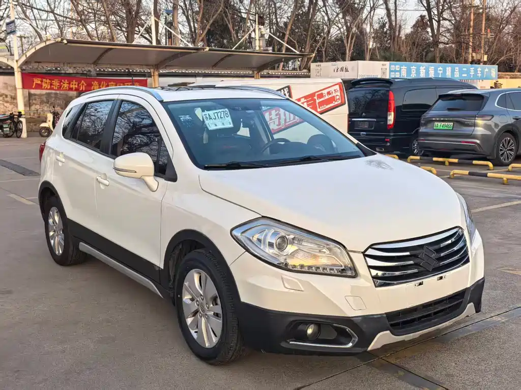 S-Cross 1.6 L CVT 2 WD Elite