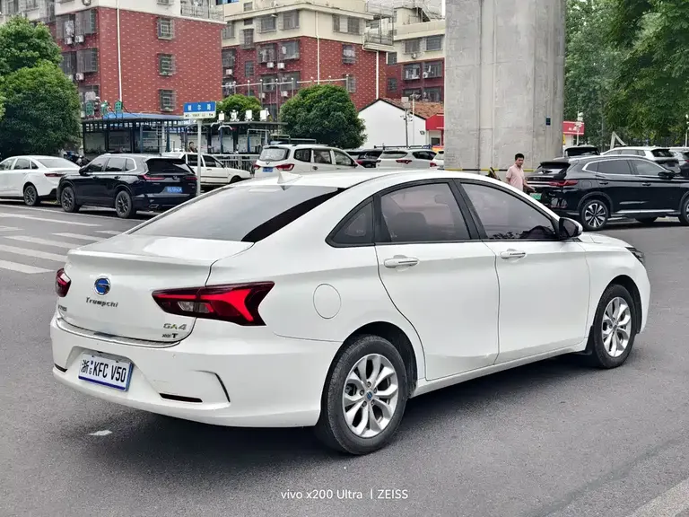 GAC Trumpchi GA4 200 T Auto Luxury