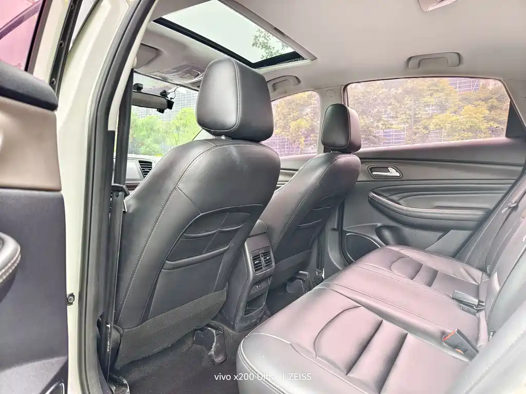 Trumpchi GA4 200 T Auto Luxury