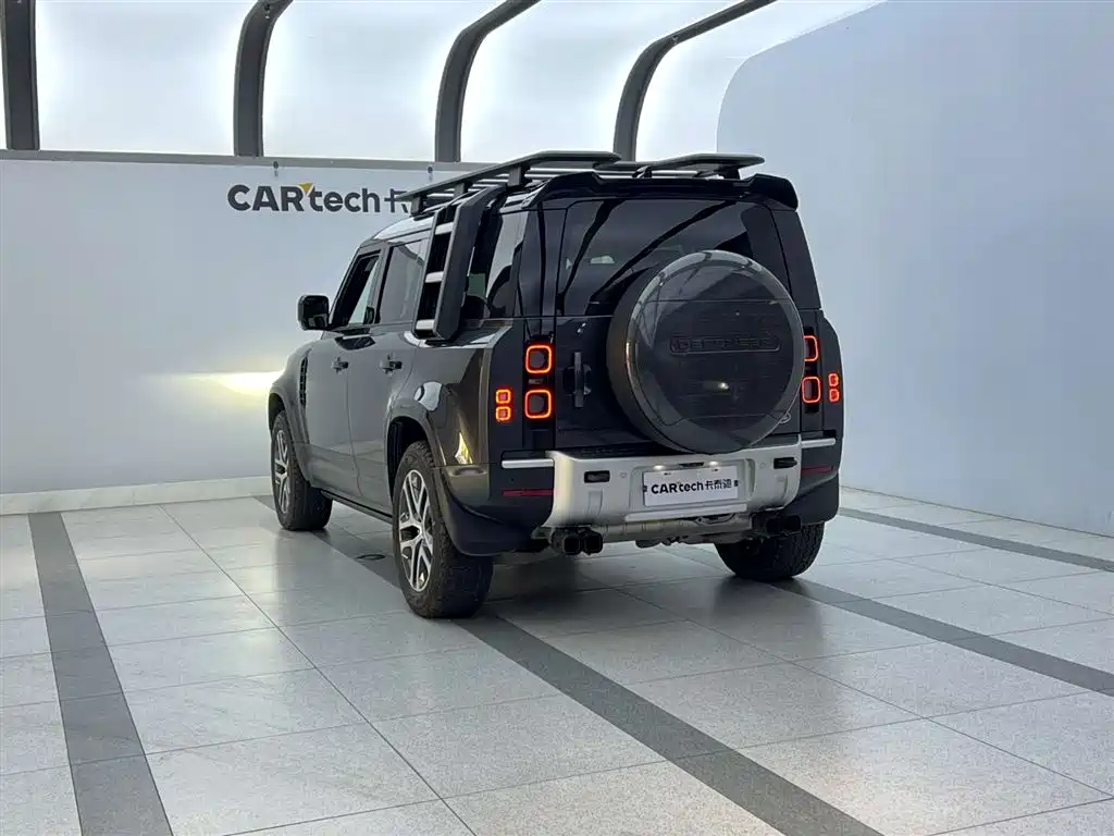 Land Rover Defender Facelift 110 3.0 T P400 Dark Special Edition