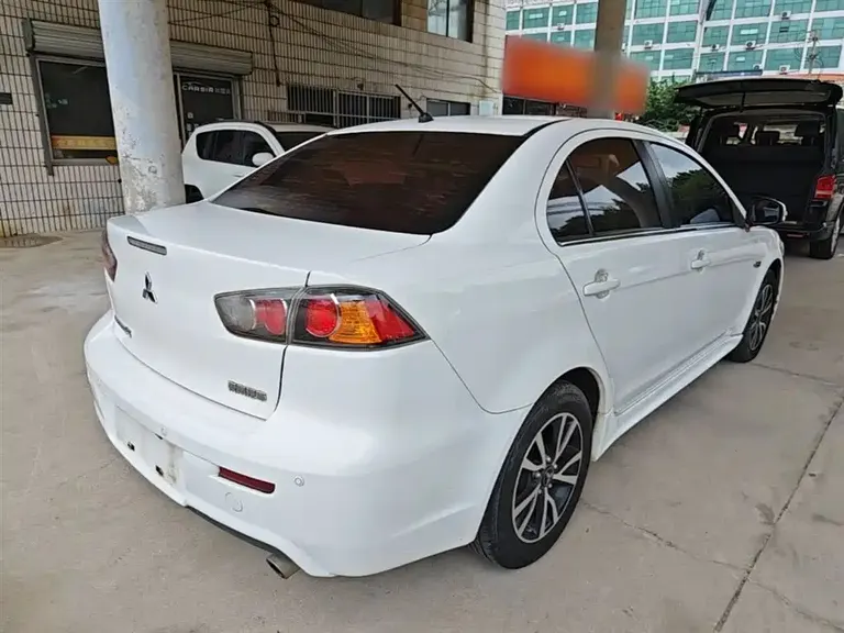 Mitsubishi Lancer EX 1.8 L Manual Zhishang CN-IV