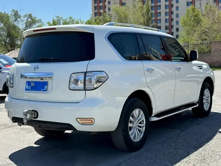 Nissan Patrol 4.0 L Leading Elite