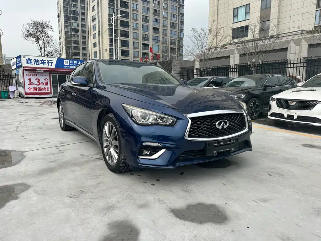 Infiniti Q50 L 2.0 T Comfort Enjoyment CN-VI