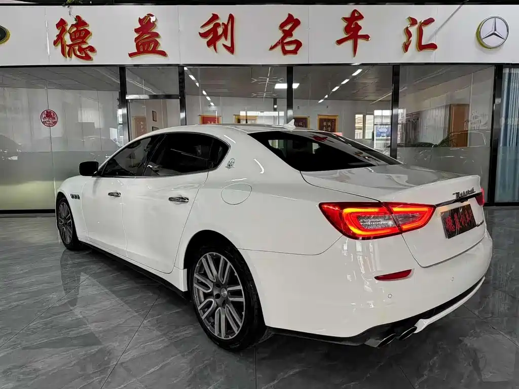 Quattroporte 3.0 T Standard