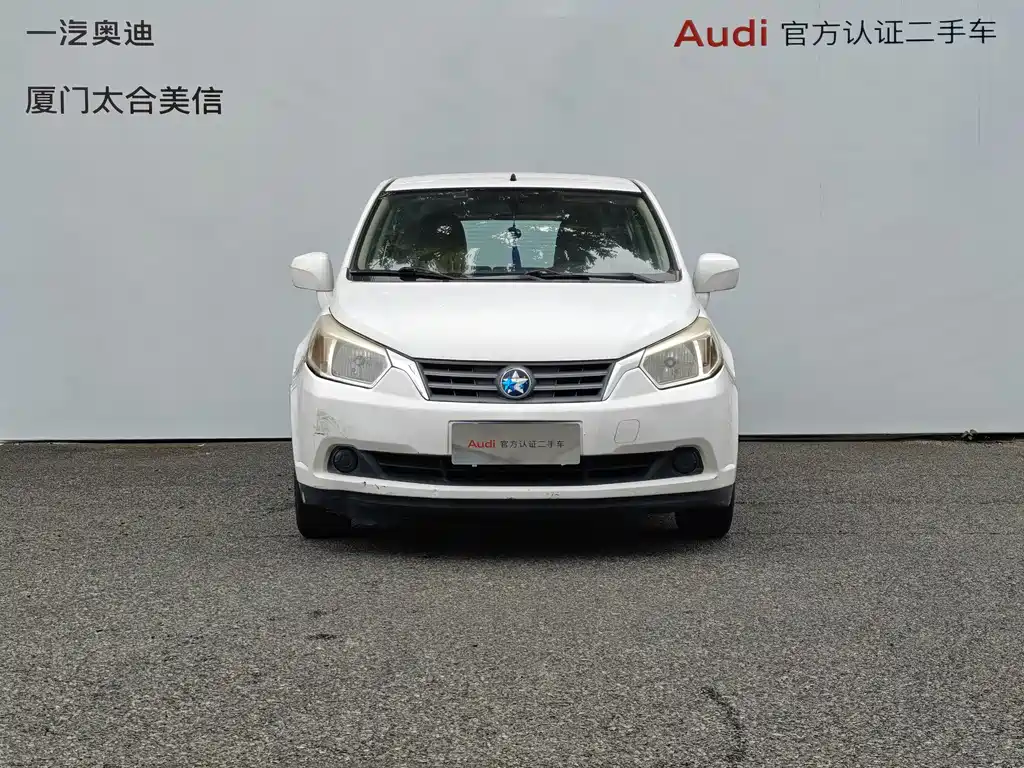 Venucia R50 1.6 L Auto Fashion