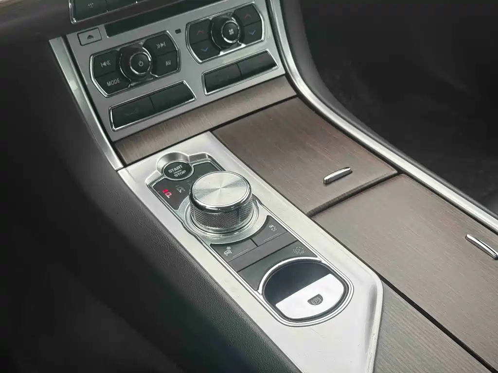 Jaguar XF XF 2.0 T Elegance