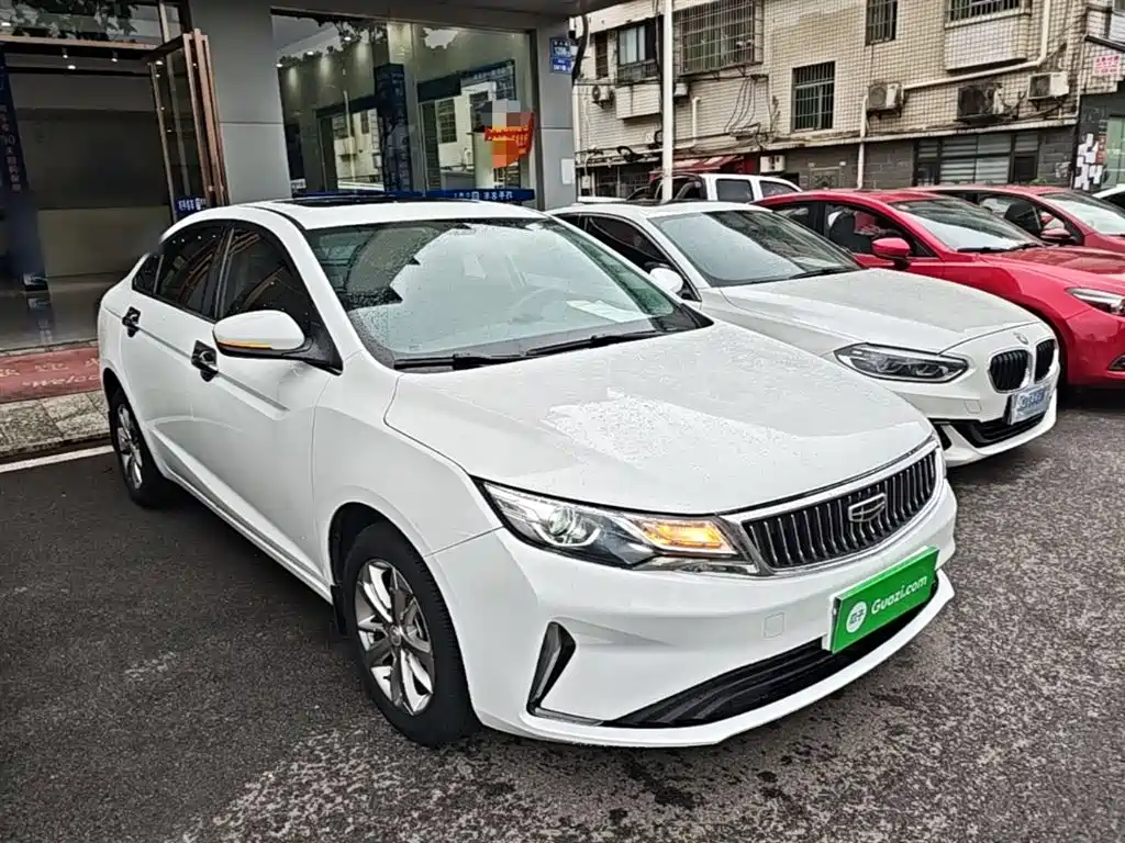 Emgrand GL UP 1.4 T CVT Leading Style