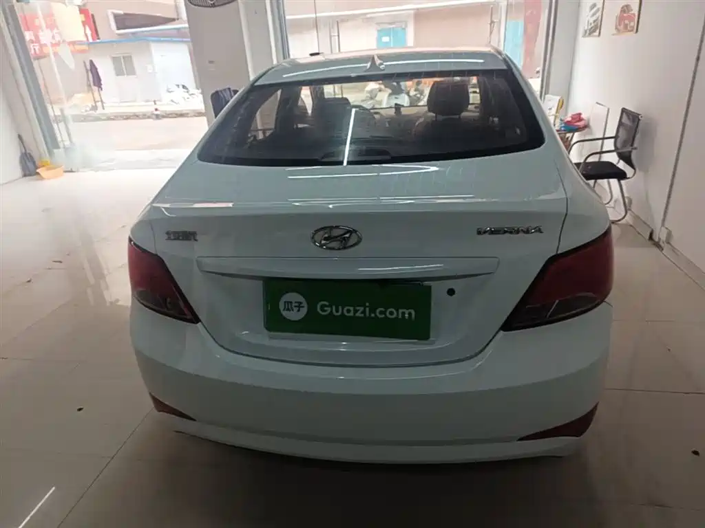 Accent 1.4 L Auto Intelligent GLS