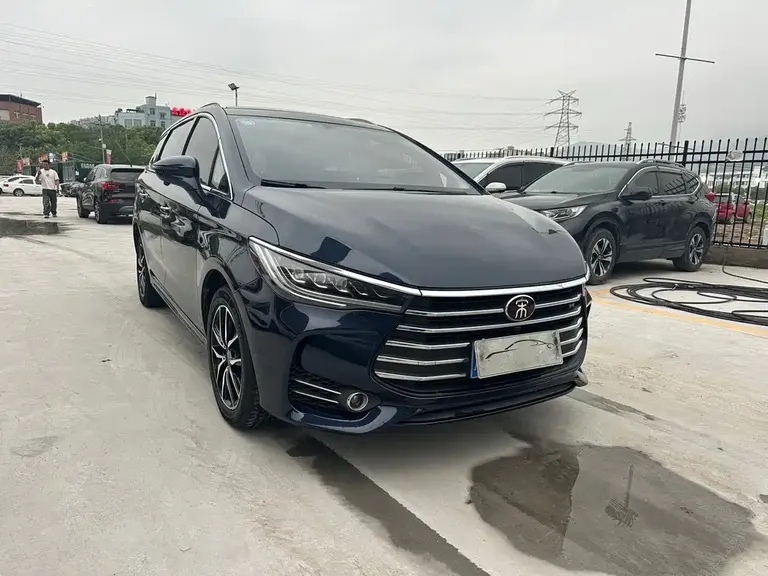 BYD Song MAX 1.5 T Auto Connected Elite 7-seat