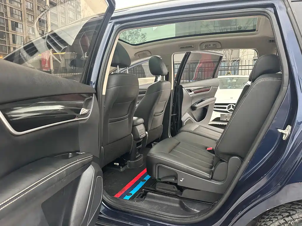 Song MAX 1.5 T Auto Connected Elite 7-seat