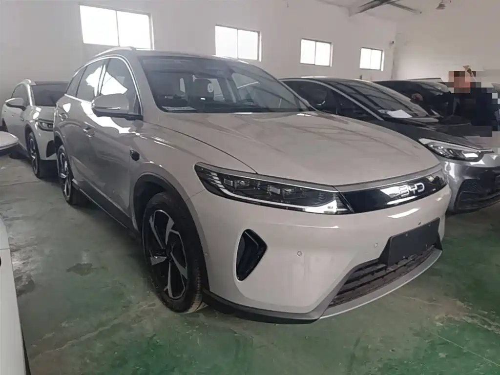 Seal 05 DM-i DM-i Smart Drive 115 KM Flagship