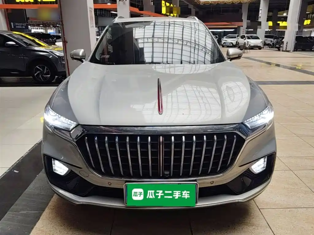 Hongqi HS5 2.0 T Connected Flagship Enjoyment
