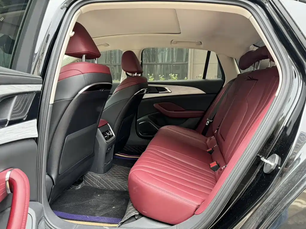 Hongqi H5 1.5 T DCT Flagship Joy