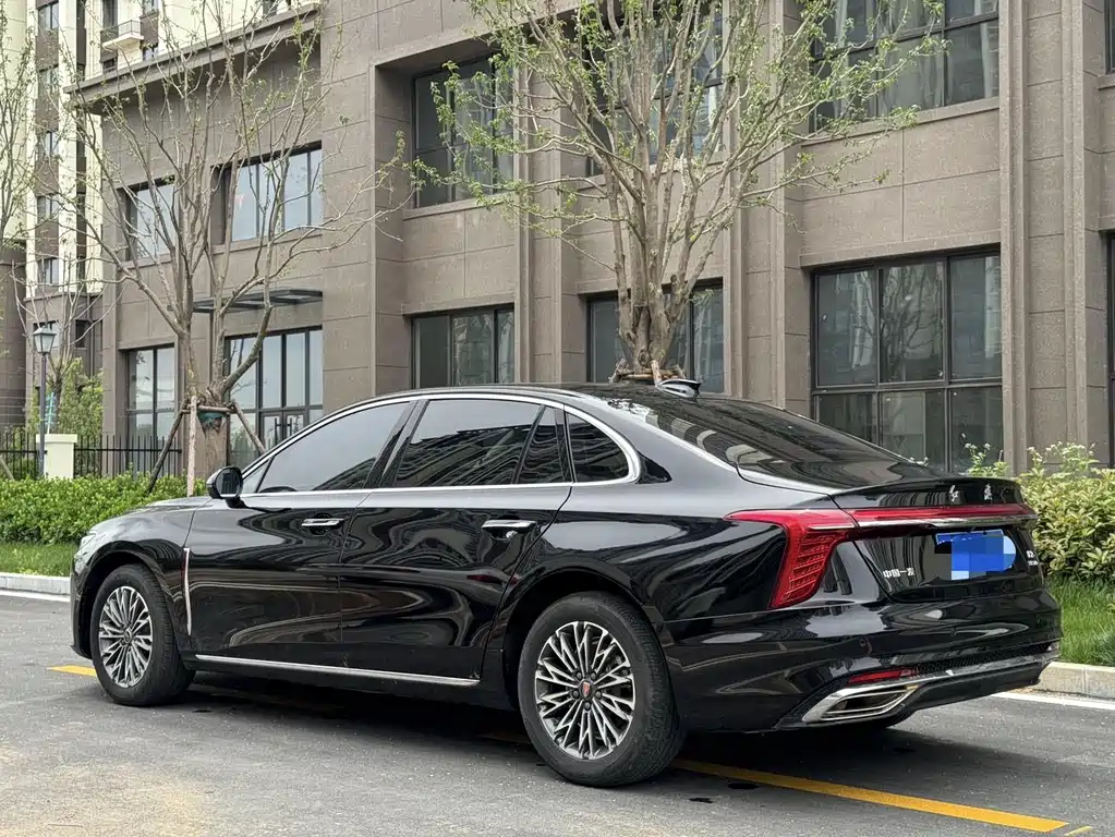 Hongqi H5 1.5 T DCT Flagship Joy