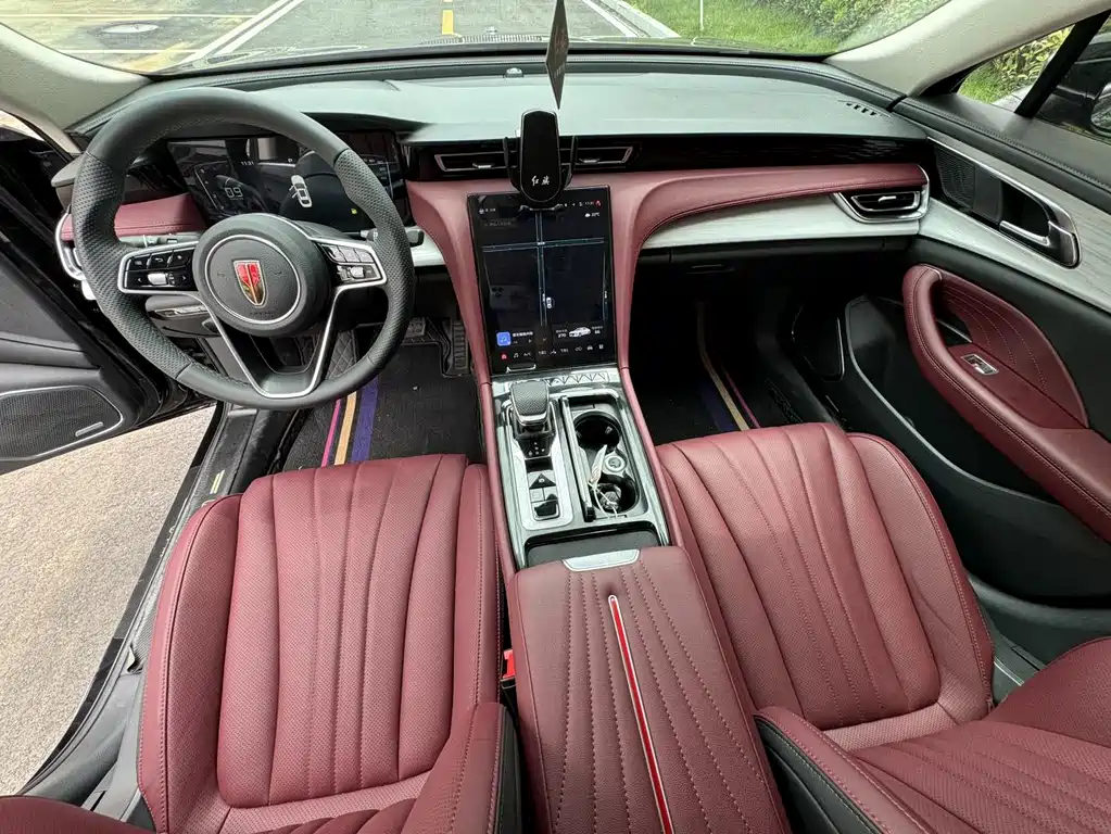 Hongqi H5 1.5 T DCT Flagship Joy