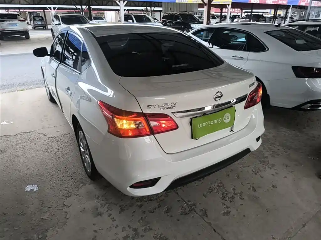 Sylphy Facelift II Classic 1.6 XL CVT Luxury