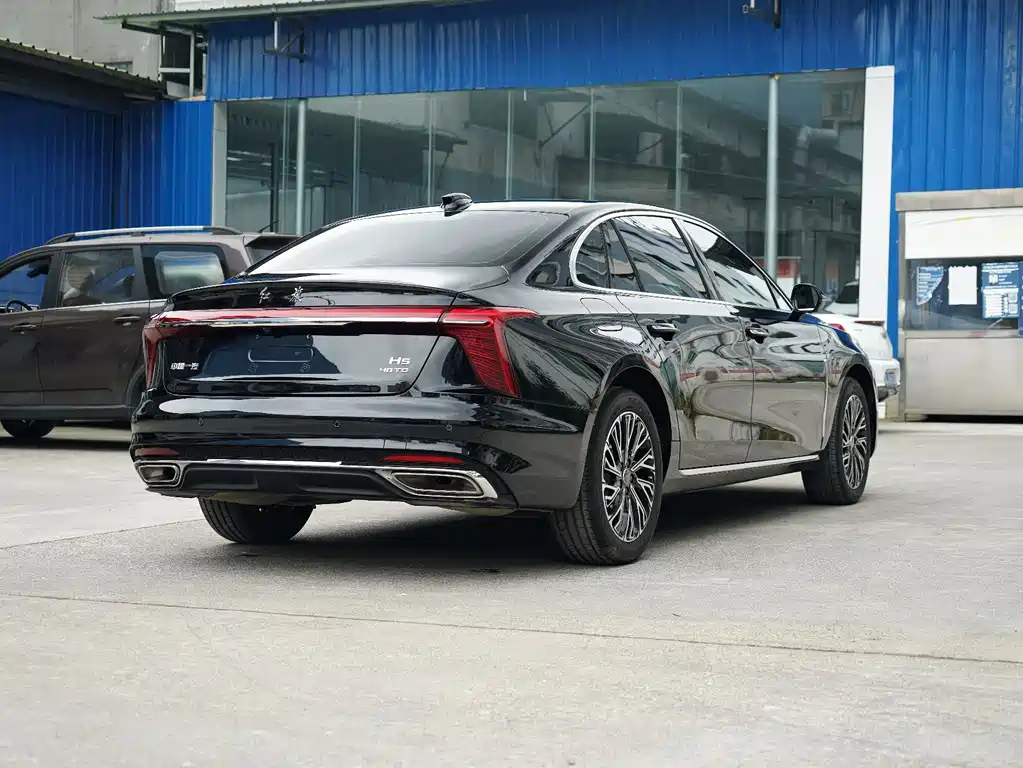Hongqi H5 2.0 T Auto Flagship Smooth