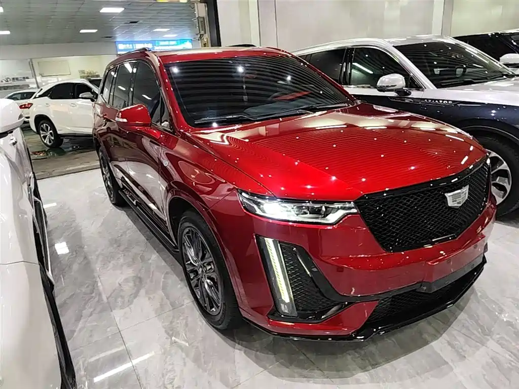 Cadillac XT6 2.0 T 6-seat 4 WD Distinguished