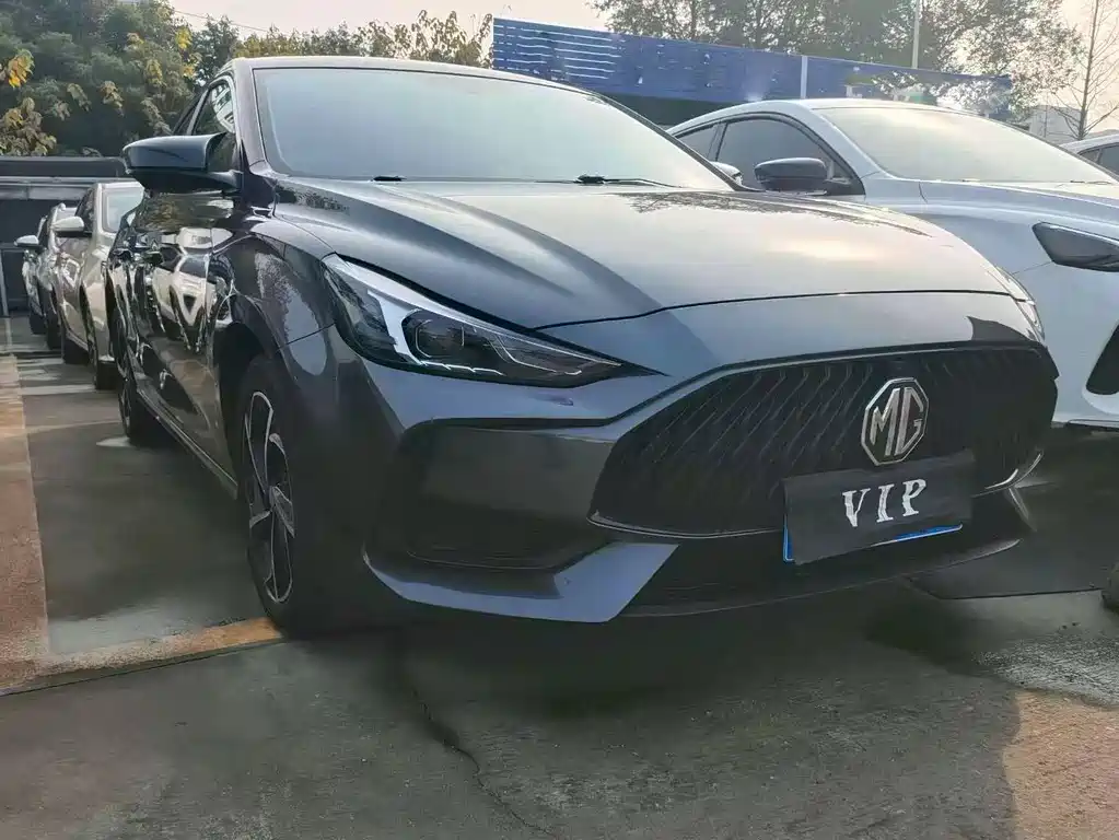 MG5 300 TGI DCT Youth Luxury Trend