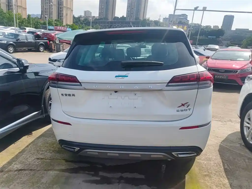 Changan Oshan X7 1.5 T Auto Flagship