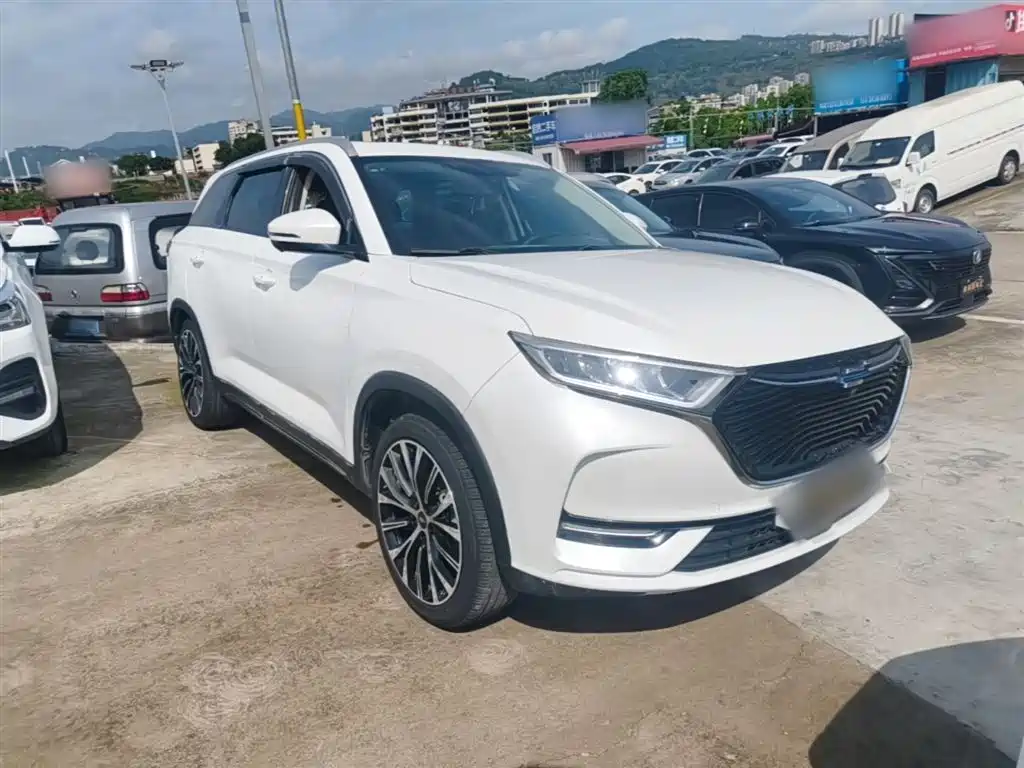 Changan Oshan X7 1.5 T Auto Flagship