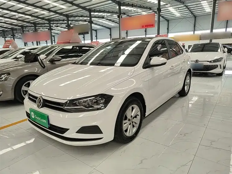 Volkswagen Polo Plus 1.5 L Auto Panoramic Pleasure