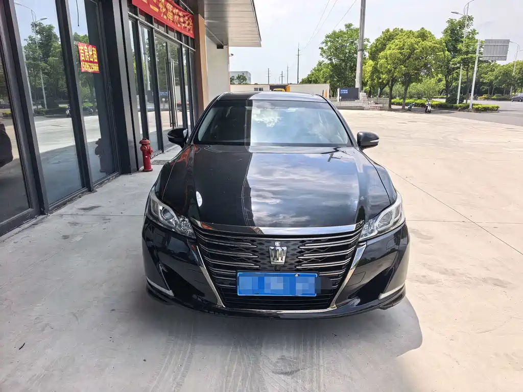 Crown 2.0 T Sport