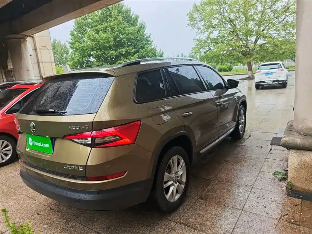 Kodiaq TSI330 5-seat 2 WD Comfort