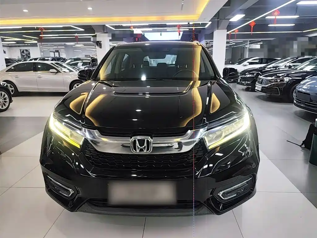 Avancier 240 TURBO 2 WD Premium