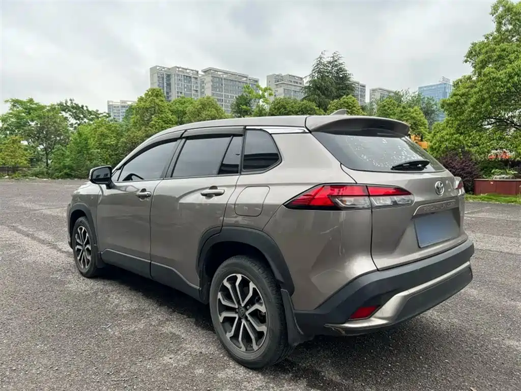 Frontlander 2.0 L CVT Luxury