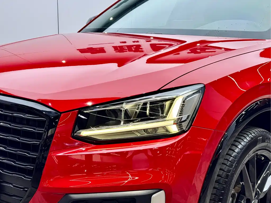 Audi Q2 L 35 TFSI Launch Exclusive CN-VI