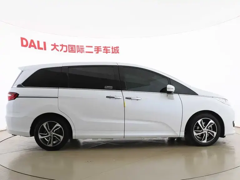 Honda Odyssey 2.4 L Luxury