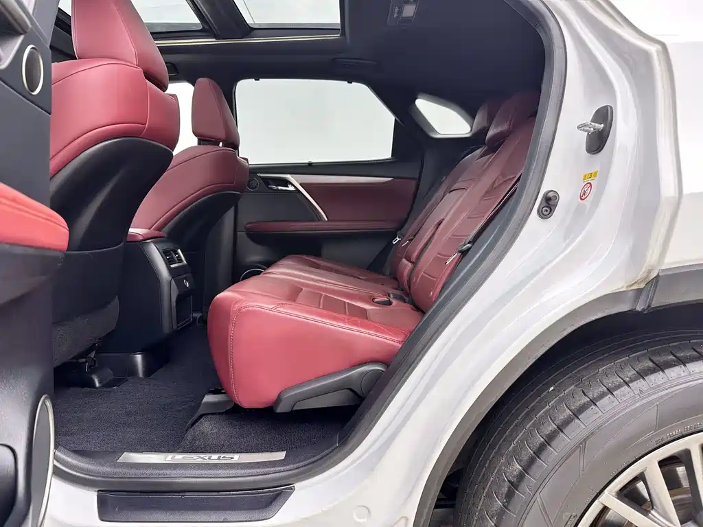 Lexus RX 300 4 WD F SPORT CN-V