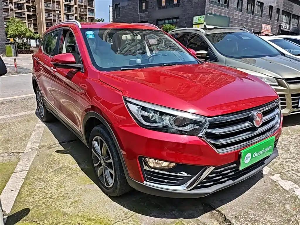 Hanteng X5 1.5 T CVT Luxury