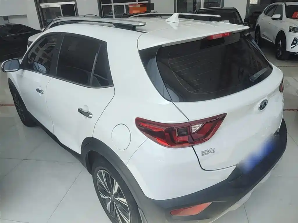 Stonic 1.4 L Auto Fun Enjoyment