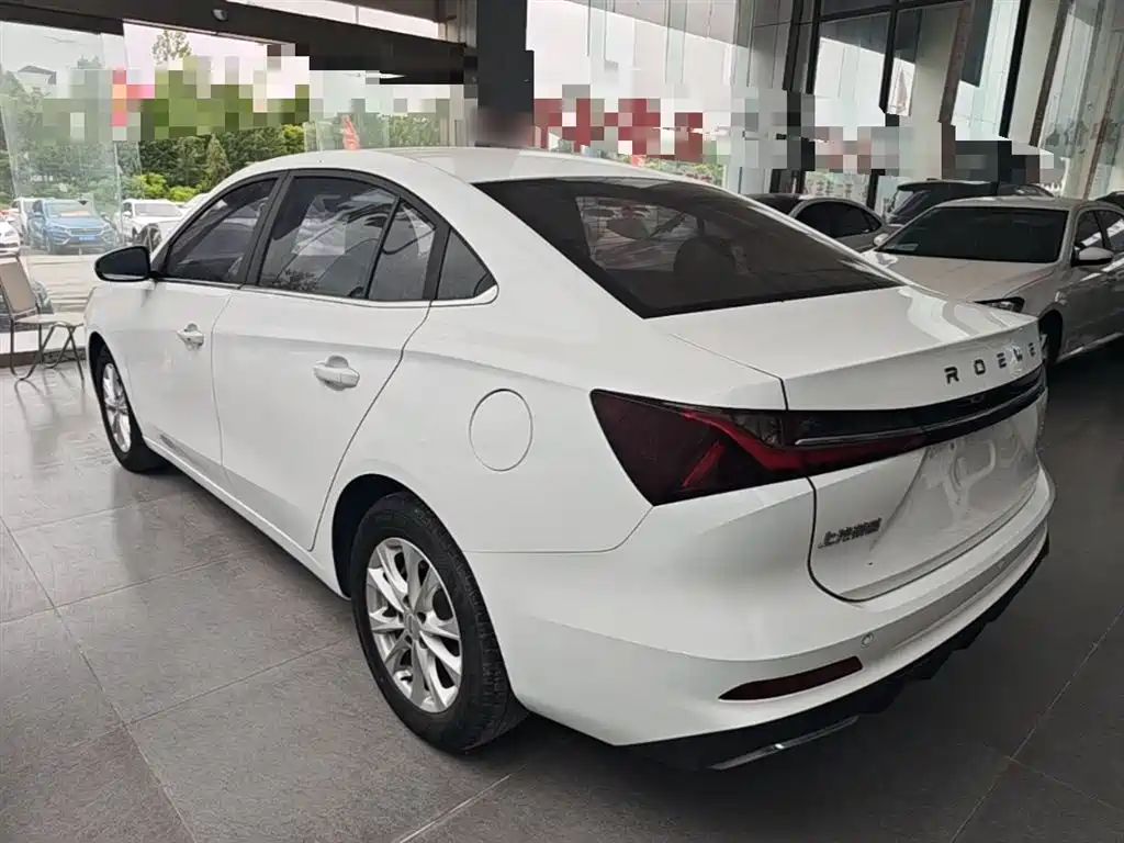 Roewe i5 1.5 L CVT Luxury