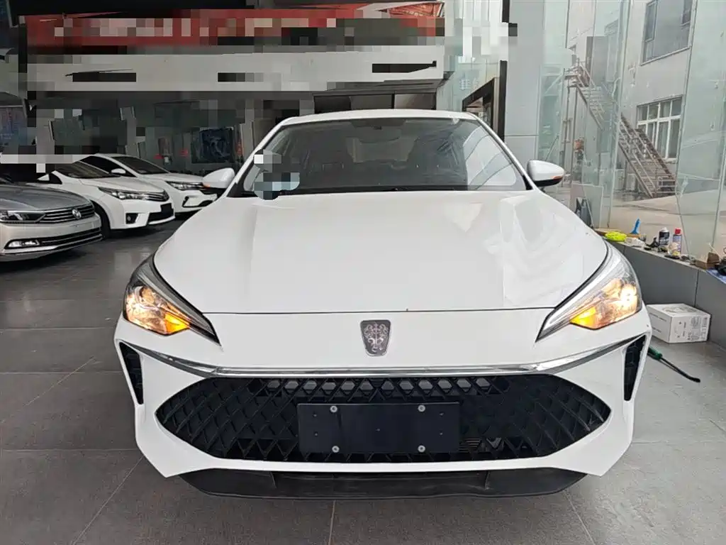 Roewe i5 1.5 L CVT Luxury