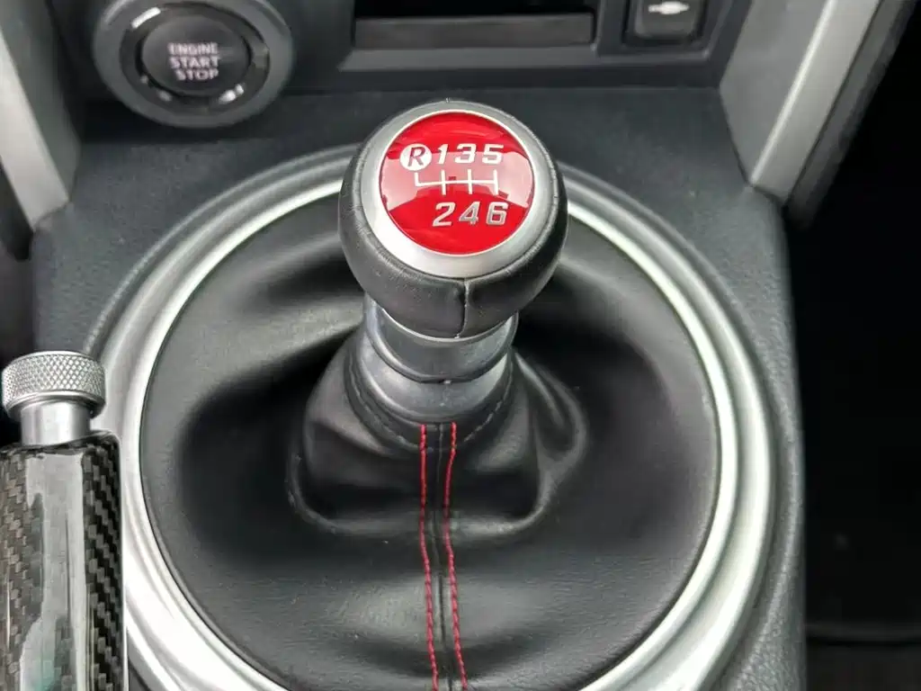 Subaru BRZ 斯巴鲁BRZ 2015款 2.0 i 手动版