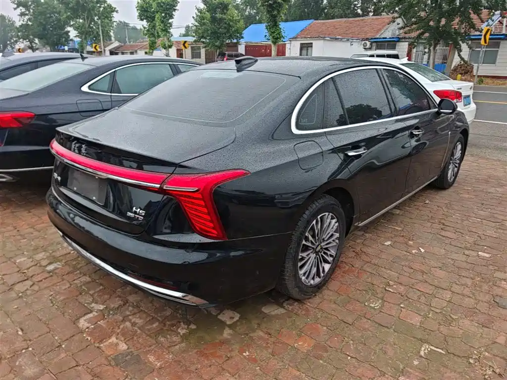 Hongqi H5 1.5 T DCT Connected Flagship Charm
