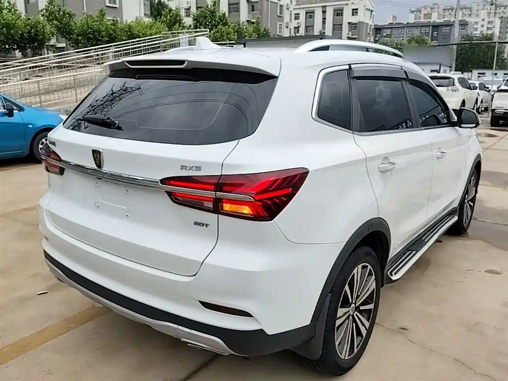 Roewe RX5 20 T Auto 4 G Connected Transcend Flagship