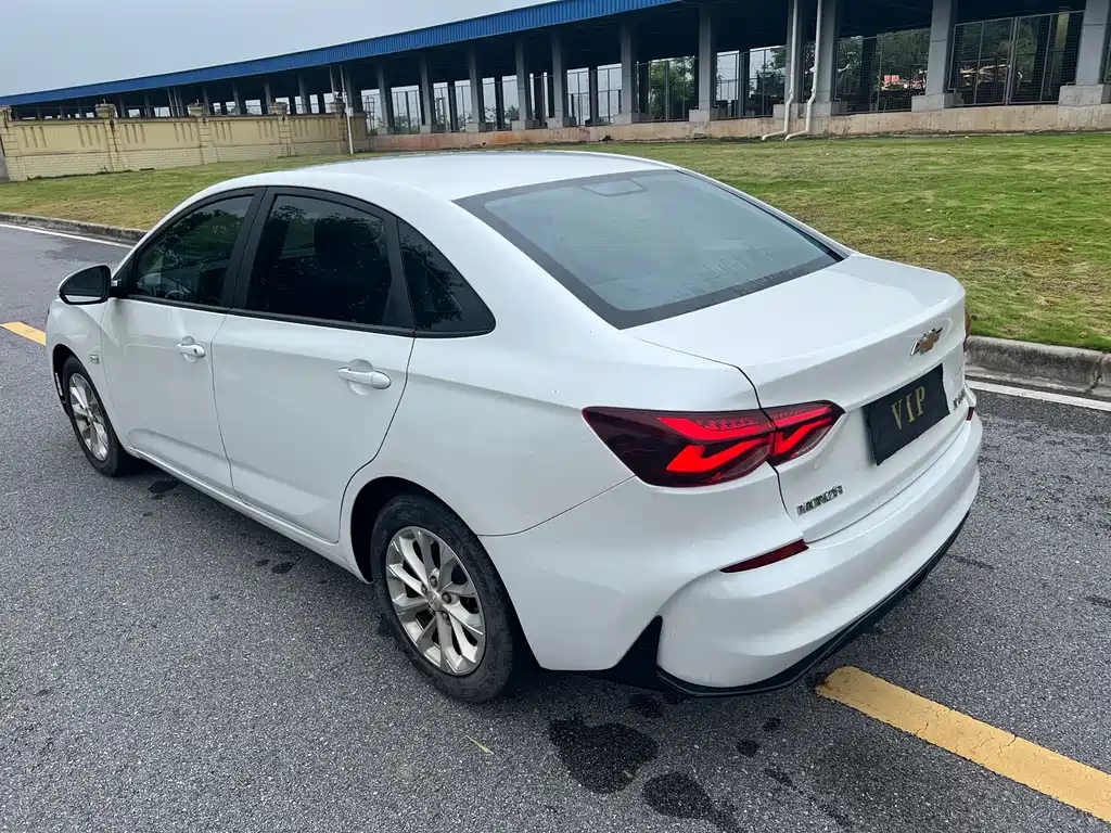 Monza 1.5 L DCT Joy