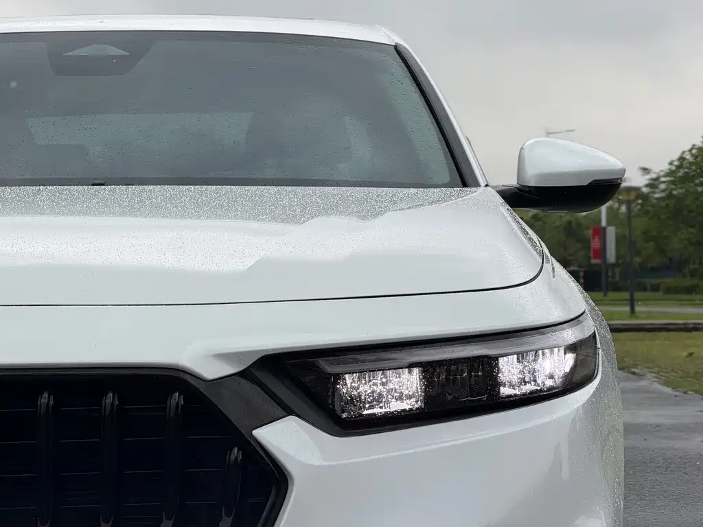 Inspire 260 TURBO Refined